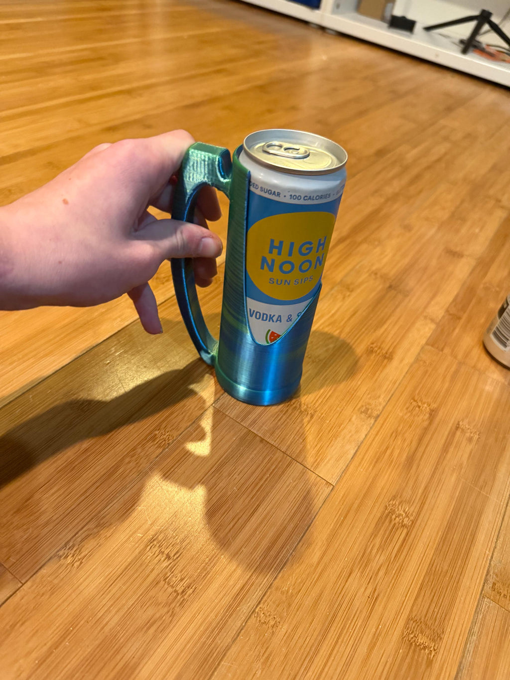 12oz Skinny Drink Can Holder with Handle!