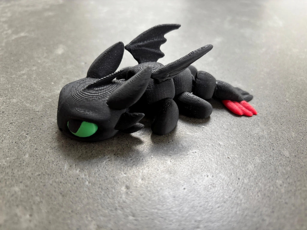 Articulating Toothless Dragon 9 Inch Flexi | 3D Printed Night Fury | Poseable Dragon Fidget Toy | Desk Toy | Dragon Gift